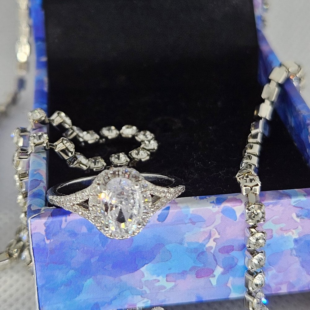 Peermont Jewelry - Size: 7 - Cubic Zirconia